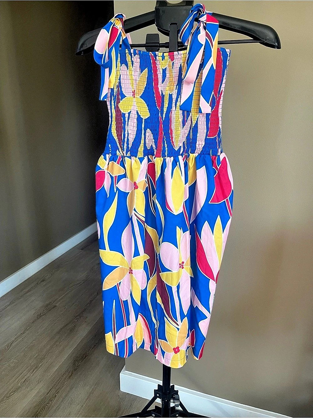 Abstract Print Midi Dress Size Medium Like New